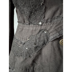 Veste noire Xanaka – Esprit Y2K bohème chic – Dentelle & perles 38-40