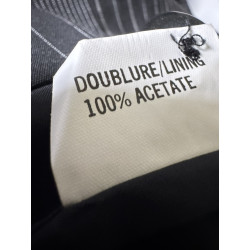 Blazer court noir pinstripe – Coupe cintrée structurée – T38