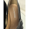 Escarpins San Marina LAMIERA noir daim bride boutons – T37