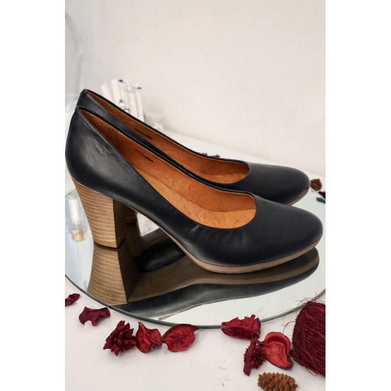 Escarpins CARMENS cuir noir talon effet bois – T38