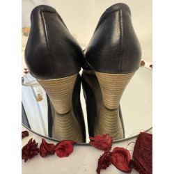 Escarpins CARMENS cuir noir talon effet bois – T38
