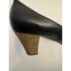 Escarpins CARMENS cuir noir talon effet bois – T38