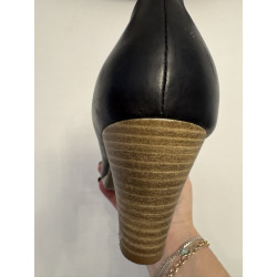 Escarpins CARMENS cuir noir talon effet bois – T38