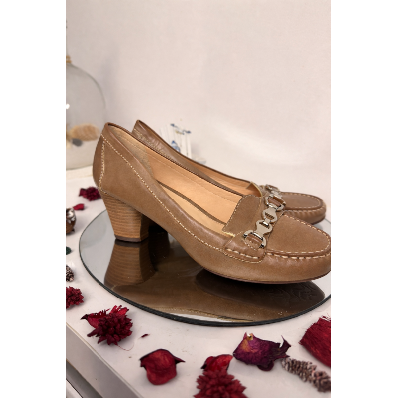 Escarpins mocassins GEOX Respira cuir beige talon confortable T38