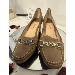 Escarpins mocassins GEOX Respira cuir beige talon confortable T38