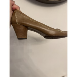 Escarpins mocassins GEOX Respira cuir beige talon confortable T38
